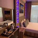 Castle Light Boutique Kwatera prywatna *