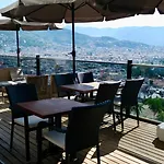 Castle Light Boutique Gazde/Camere de închiriat Alanya