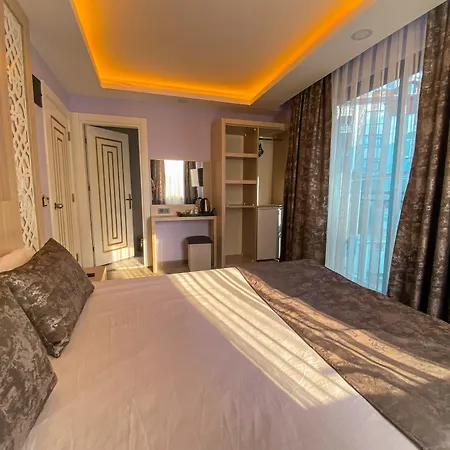 Privatunterkunft Castle Light Boutique *