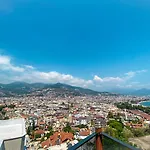 Δωμάτια σε οικογενειακή κατοικία Castle Light Boutique Αλάνια