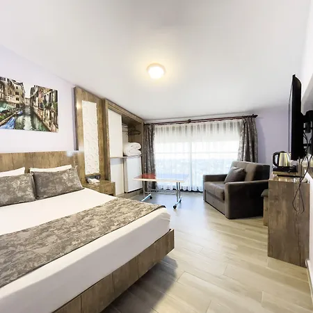 Homestay szállás Castle Light Boutique *